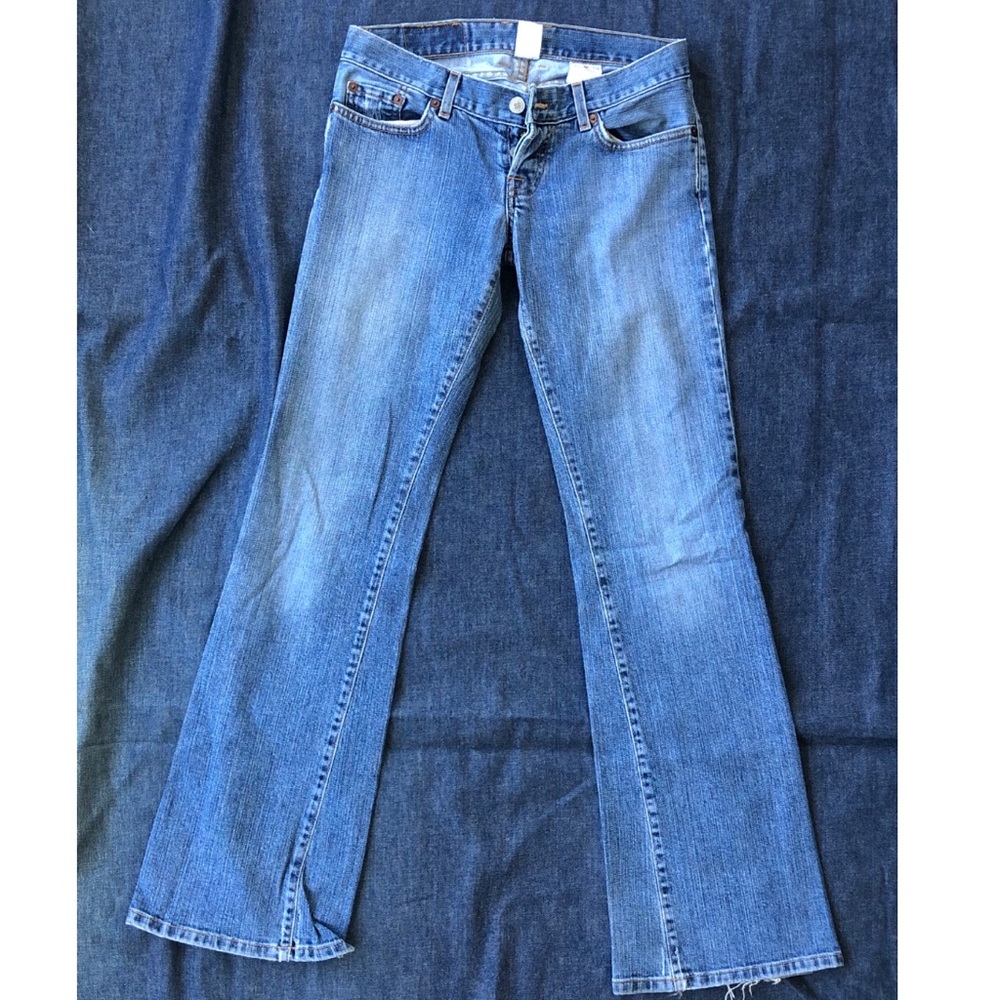 Blue Light wash denim jeans 👖
